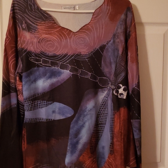 MissLook Tops - Women's Long Sleeve NWT Size Medium